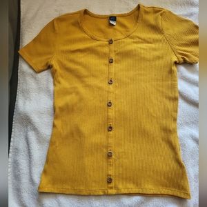 Old Navy short sleeve shirt Size:L